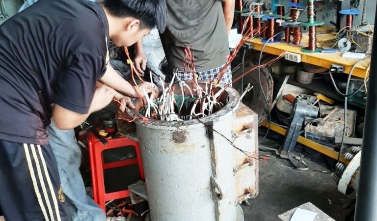 SHIP REPAIR SERVICES IN CAM PHA PORT – VN CPH