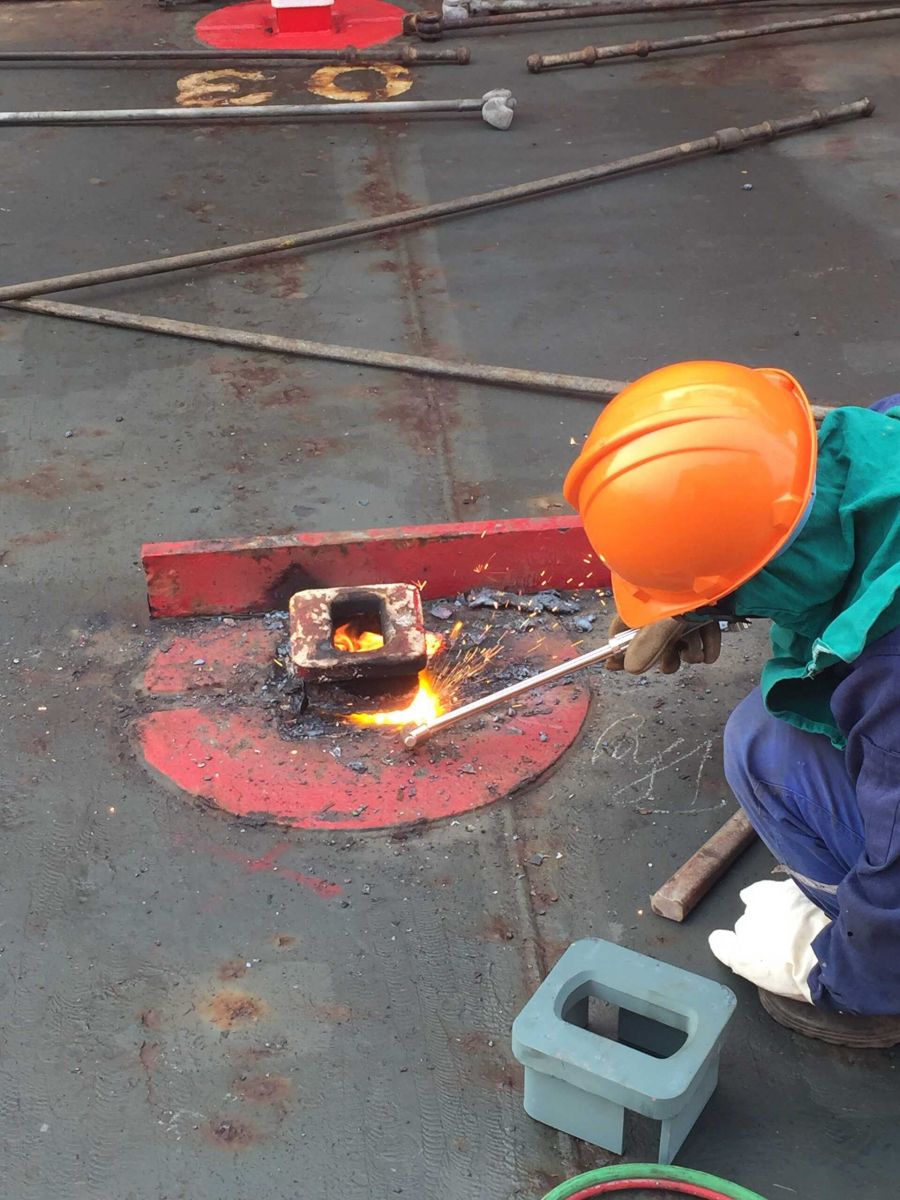 renewal container deck socket service in Vietnam.