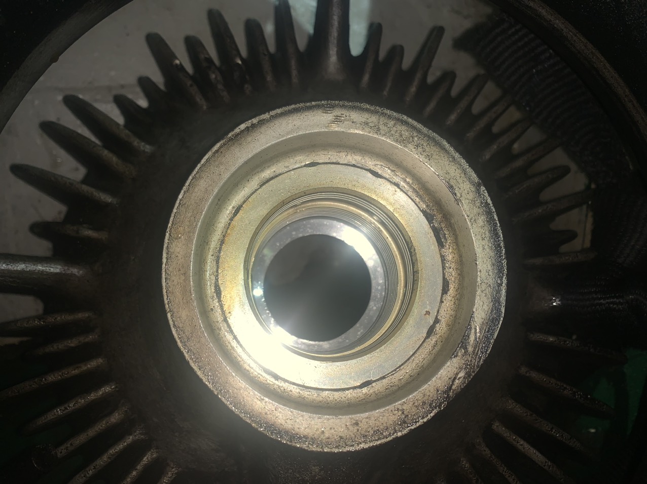 Image of overhauling turbochargers services in Vietnam.